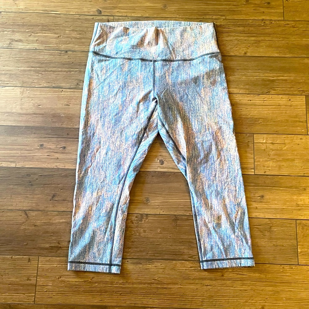 Lululemon cropped leggings